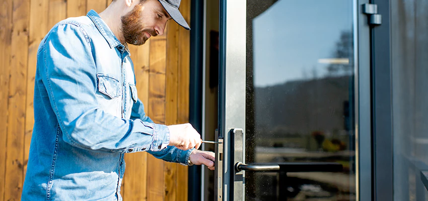 Frameless Glass Storefront Door Locks Replacement in North Miami, FL