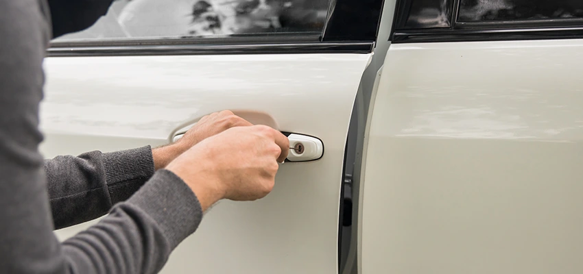 Unlock Car Door Service in North Miami, FL